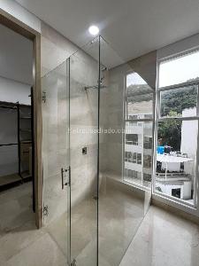 Apartamento de 3 alcobas en venta en Santa Monica Residencial, Cali, 222 m² · foto 8 de 17