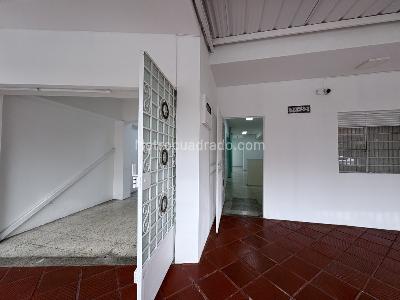 Casa en venta en Champagnat, Cali · foto 3 de 20