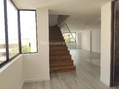 Apartamento de 3 alcobas en venta en Centenario, Cali, 300 m² · foto 3 de 20