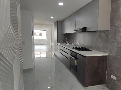 Apartamento de 3 alcobas en venta en Centenario, Cali, 300 m² · foto 10 de 20