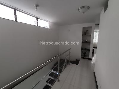 Apartamento de 3 alcobas en venta en Centenario, Cali, 152 m² · foto 18 de 18