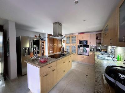 Apartamento de 3 alcobas en venta en Santa Teresita, Cali, 250 m² · foto 13 de 17
