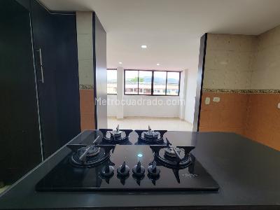 Apartamento en venta en Ciudad Los Alamos, Cali · foto 6 de 17