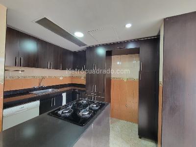 Apartamento en venta en Ciudad Los Alamos, Cali · foto 7 de 17