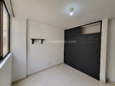 Apartamento en venta en Ciudad Los Alamos, Cali · foto 9 de 17