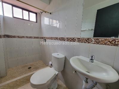 Apartamento en venta en Ciudad Los Alamos, Cali · foto 14 de 17