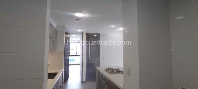 Apartamento de 2 alcobas en venta en Cristales, Cali, 82 m² · foto 13 de 20