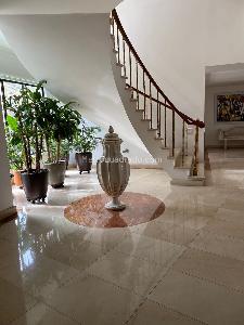 Apartamento de 5 alcobas en venta en Cristales, Cali, 458 m² · foto 4 de 13