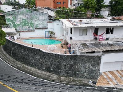 Casa de 5 alcobas en venta en La Arboleda, Cali, 233 m² · foto 3 de 20