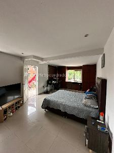 Casa de 5 alcobas en venta en La Arboleda, Cali, 233 m² · foto 9 de 20