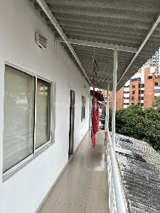 Casa de 5 alcobas en venta en La Arboleda, Cali, 233 m² · foto 10 de 20