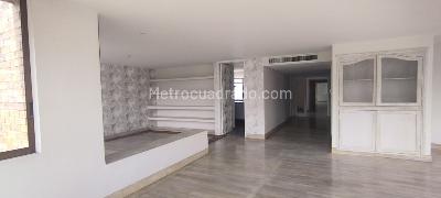 Apartamento de 3 alcobas en venta en Santa Teresita, Cali, 260 m² · foto 2 de 20