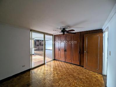 Apartamento en venta en Granada, Cali · foto 6 de 11
