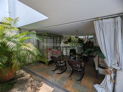 Casa de 3 alcobas en venta en Santa Teresita, Cali, 570 m² · foto 2 de 20