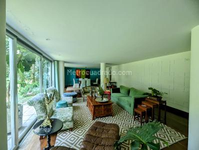 Casa de 3 alcobas en venta en Santa Teresita, Cali, 570 m² · foto 9 de 20