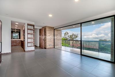 Apartamento de 3 alcobas en venta en Cristales, Cali, 174 m² · foto 2 de 7