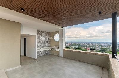 Apartamento de 3 alcobas en venta en Cristales, Cali, 174 m² · foto 4 de 7