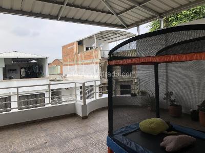 Casa de 4 alcobas en venta en Caney, Cali, 184 m² · foto 11 de 12