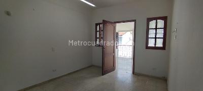 Casa de 3 alcobas en venta en Cristales, Cali, 302 m² · foto 9 de 20