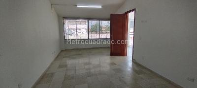Casa de 3 alcobas en venta en Cristales, Cali, 302 m² · foto 16 de 20