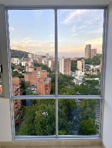 Apartamento de 4 alcobas en venta en Santa Rita, Cali, 243 m² · foto 15 de 20