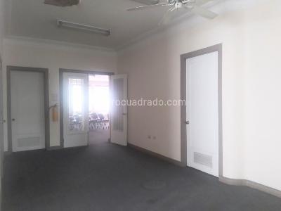 Casa de 5 alcobas en venta en Versalles, Cali, 500 m² · foto 4 de 18
