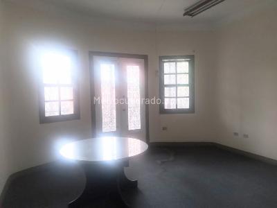 Casa de 5 alcobas en venta en Versalles, Cali, 500 m² · foto 5 de 18