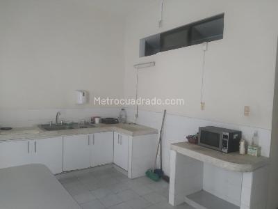 Casa de 5 alcobas en venta en Versalles, Cali, 500 m² · foto 16 de 18