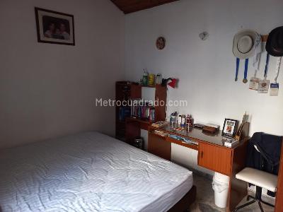 Casa de 4 alcobas en venta en Prados Del Norte, Cali, 252 m² · foto 8 de 10