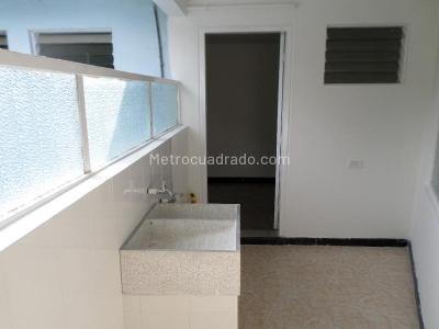 Casa de 5 alcobas en venta en Santa Rita, Cali, 478 m² · foto 8 de 16