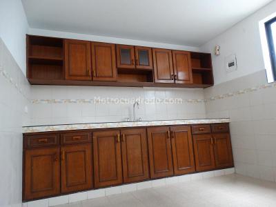 Casa de 5 alcobas en venta en Santa Rita, Cali, 478 m² · foto 13 de 16