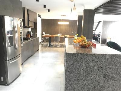 Casa de 5 alcobas en venta en Santa Monica Residencial, Cali, 531 m² · foto 6 de 20
