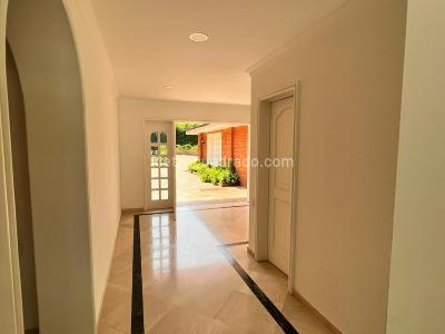 Casa de 4 alcobas en venta en Pance, Cali, 500 m² · foto 2 de 13