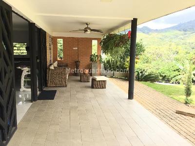 Casa de 5 alcobas en venta en La Reforma, Cali, 440 m² · foto 7 de 20