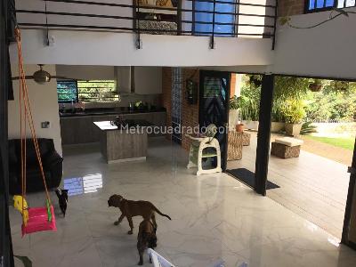 Casa de 5 alcobas en venta en La Reforma, Cali, 440 m² · foto 12 de 20