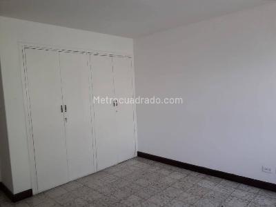 Apartamento de 5 alcobas en venta en Granada Norte, Cali, 293 m² · foto 12 de 17