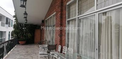 Casa de 5 alcobas en venta en La Arboleda, Cali, 670 m² · foto 10 de 20