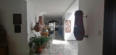 Casa de 5 alcobas en venta en La Arboleda, Cali, 670 m² · foto 18 de 20
