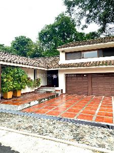 Casa de 4 alcobas en venta en Pance, Cali, 480 m² · foto 2 de 20