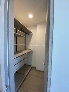Apartamento de 3 alcobas en venta en Bellavista, Cali, 175 m² · foto 13 de 17