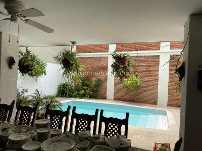 Casa de 4 alcobas en venta en Santa Rita, Cali, 450 m² · foto 3 de 15