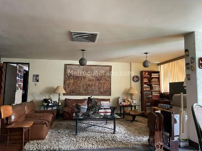 Casa de 4 alcobas en venta en Santa Rita, Cali, 450 m² · foto 9 de 15