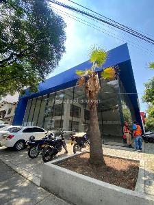 Retail space for rent in Santa Monica Residencial, Cali