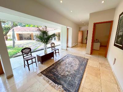 Casa de 4 alcobas en arriendo en Parcelaciones Pance, Cali, 950 m² · foto 3 de 17