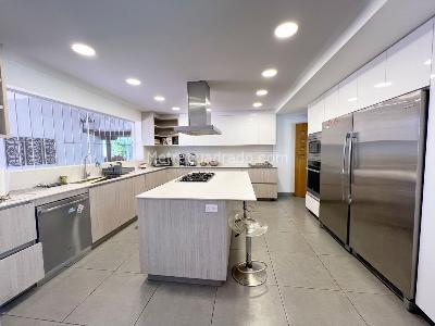 Casa de 4 alcobas en arriendo en Parcelaciones Pance, Cali, 950 m² · foto 4 de 17