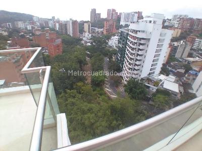 Apartamento de 4 alcobas en arriendo en Santa Rita, Cali, 306 m² · foto 14 de 20