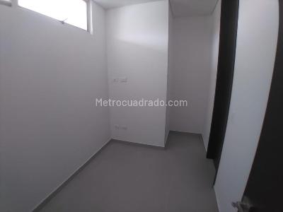Apartamento de 4 alcobas en arriendo en Santa Rita, Cali, 306 m² · foto 15 de 20