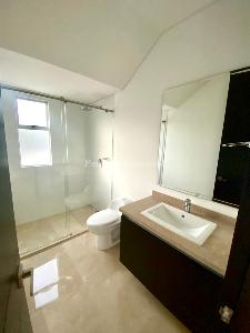 Apartamento de 4 alcobas en arriendo en Santa Rita, Cali, 306 m² · foto 18 de 20