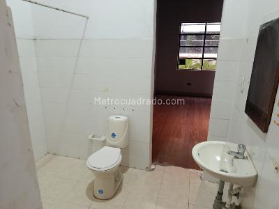 Casa en arriendo en Granada, Cali · foto 13 de 20