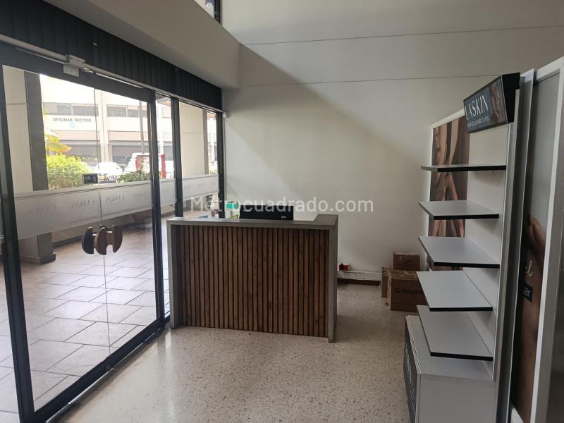 Oficina en Arriendo, Urbanizacion La Flora, Cali - Więcej